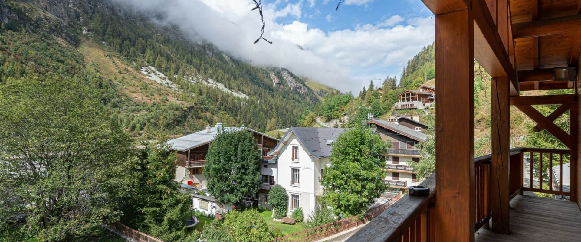 15 Bedroom Hotel For Sale in Tignes, France • Alpine